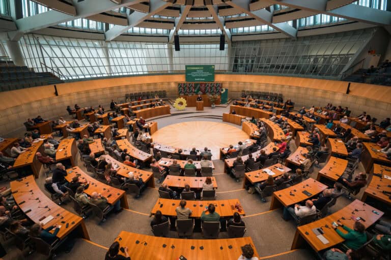 Von Visionen zu Lösungen: Grüner Umweltkongress setzt Impulse für Umwelt- und Naturschutz 